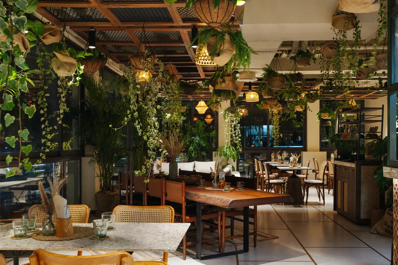 top-notch breakfast restaurant in Dubai